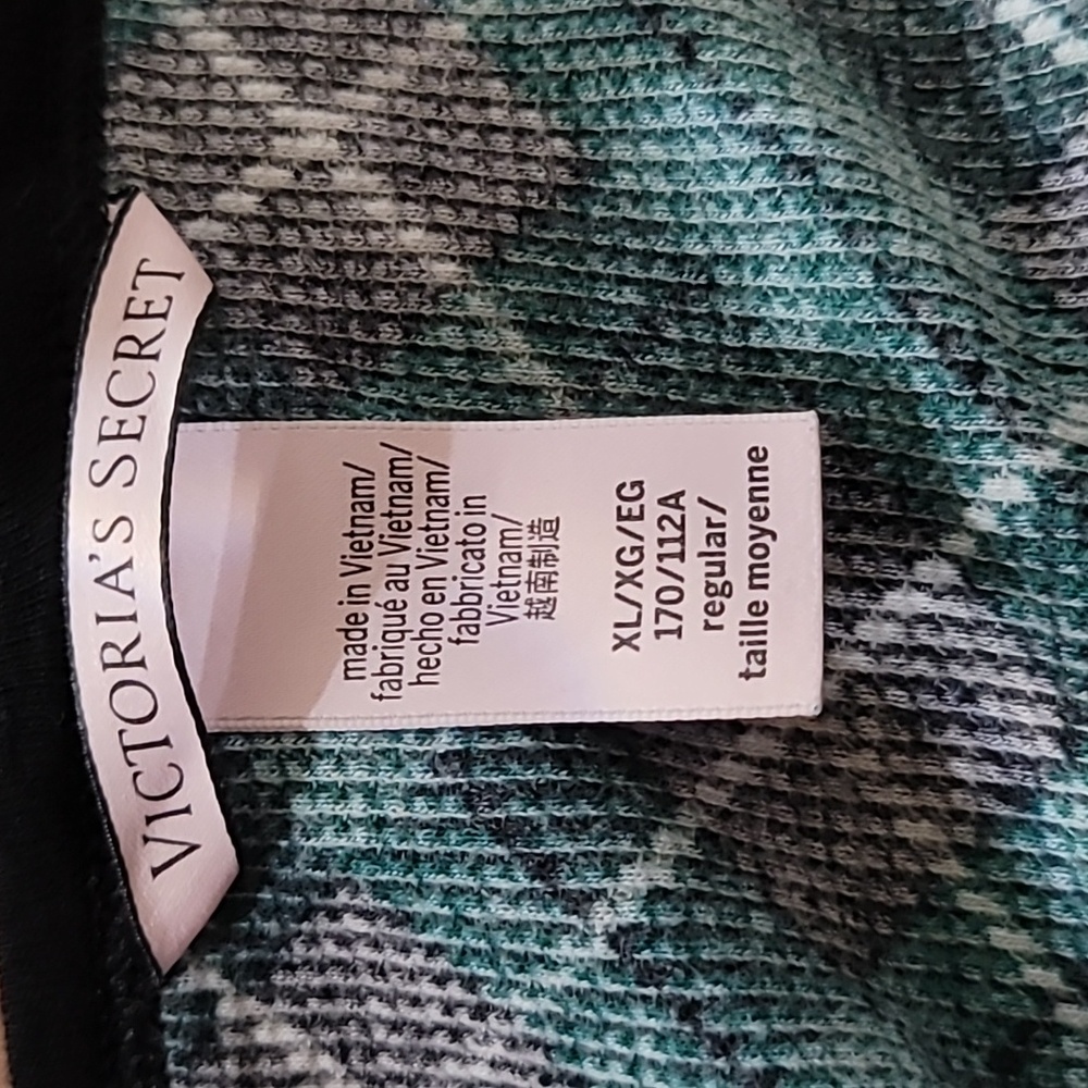 XL OR XXL VICTORIA'S SECRET Plaid PJ Thermal Pajama Coordinated Set - Picture 9 of 9